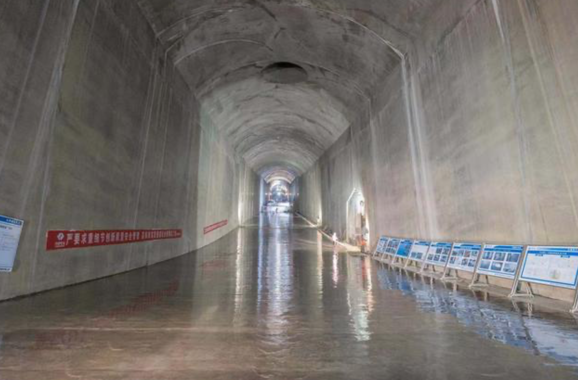 白鹤滩水电站泄洪洞主体工程完工